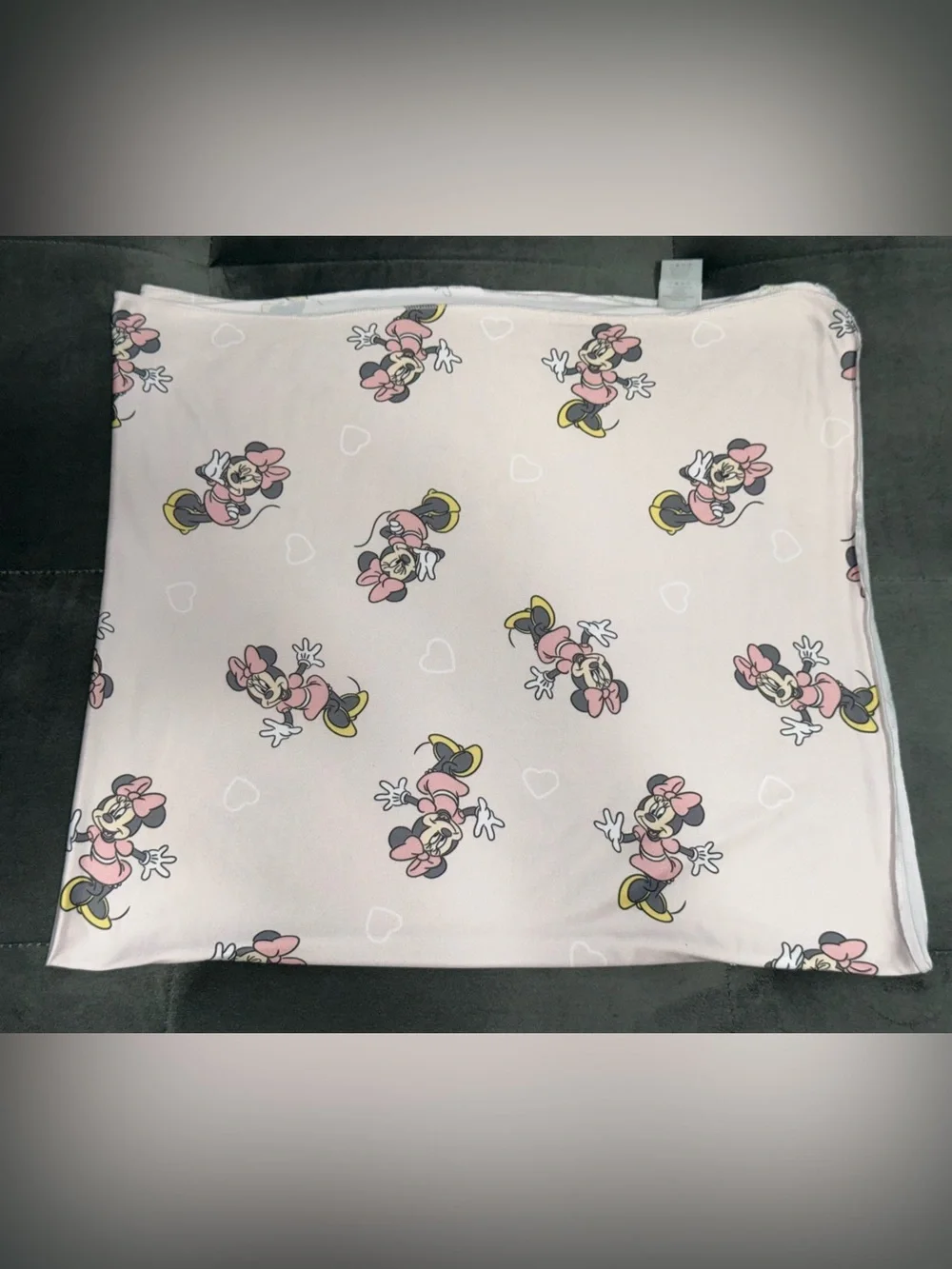 Disney Baby Minnie Mouse 40” x 37” Pink Stretchy Baby Blanket